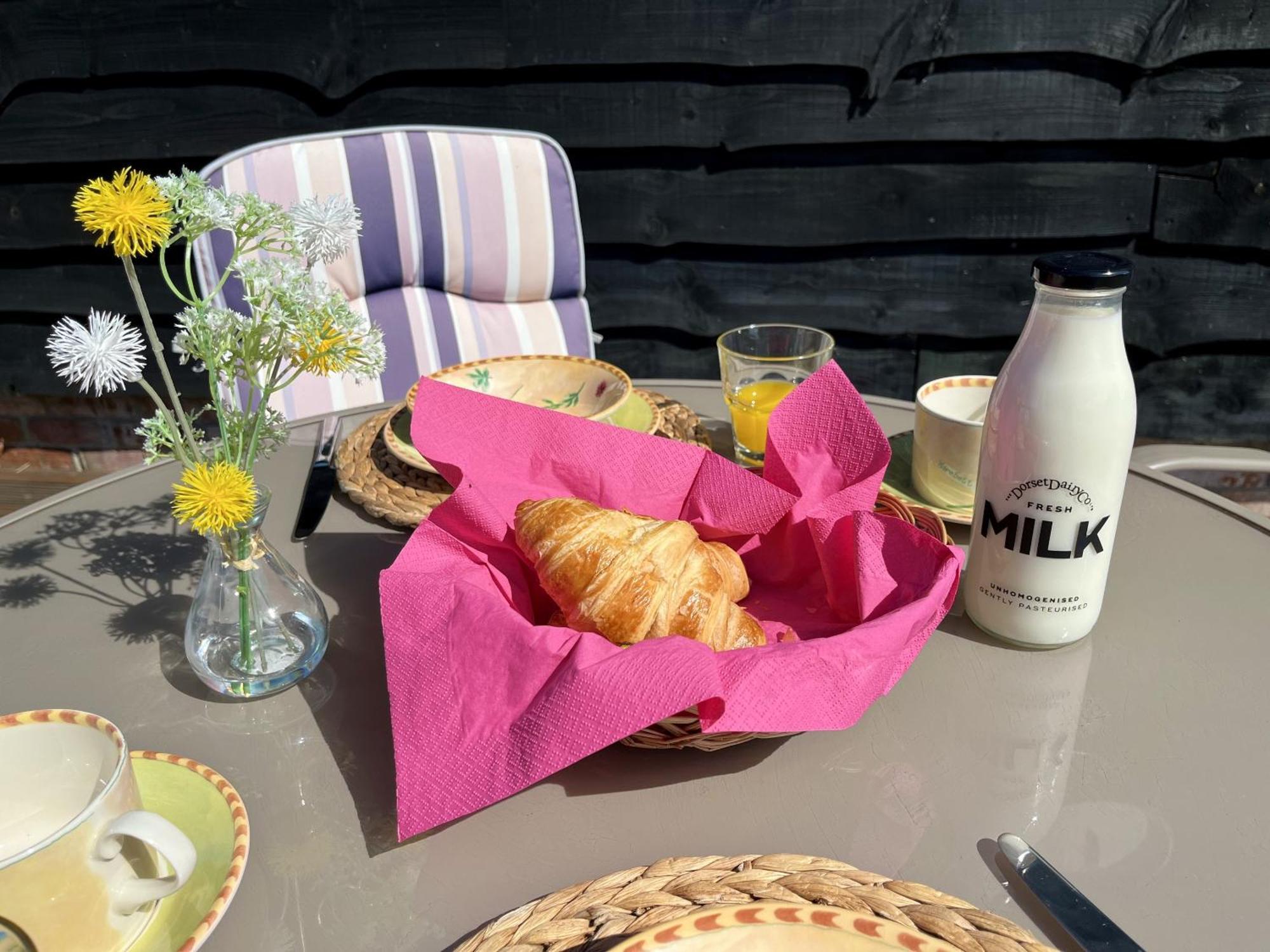 Priors Oak - A Cosy Studio With Countryside Views In Dorset Stalbridge 外观 照片